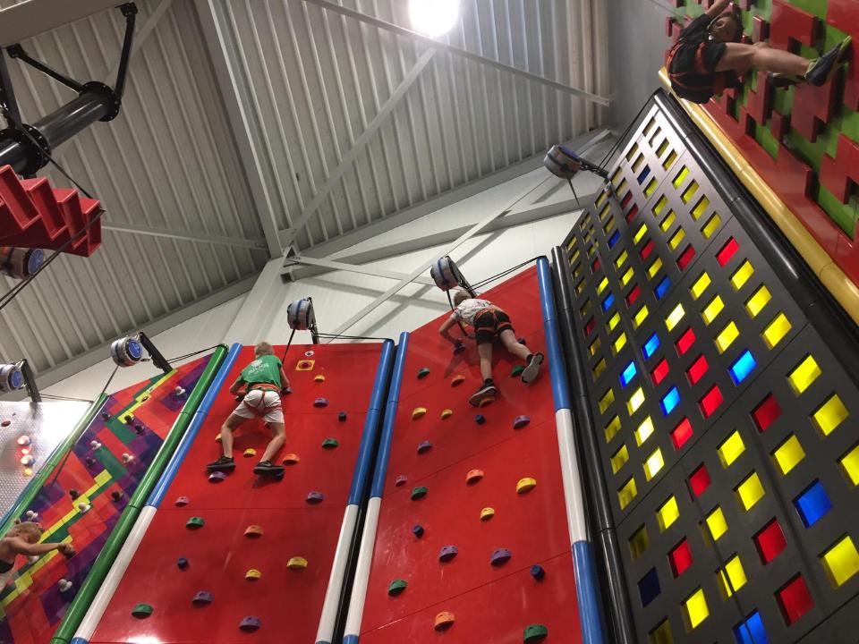 FF93D4AB-2B80-4066-9379-622505CCE6DA