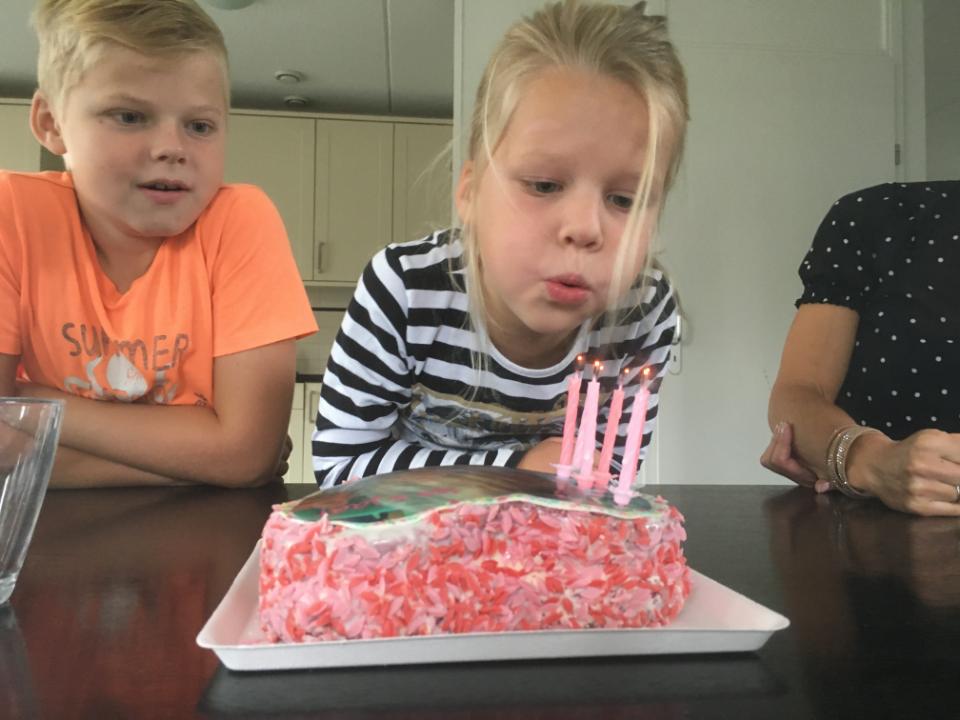 79182FDB-73A2-476B-89D5-6CF8D0F52025