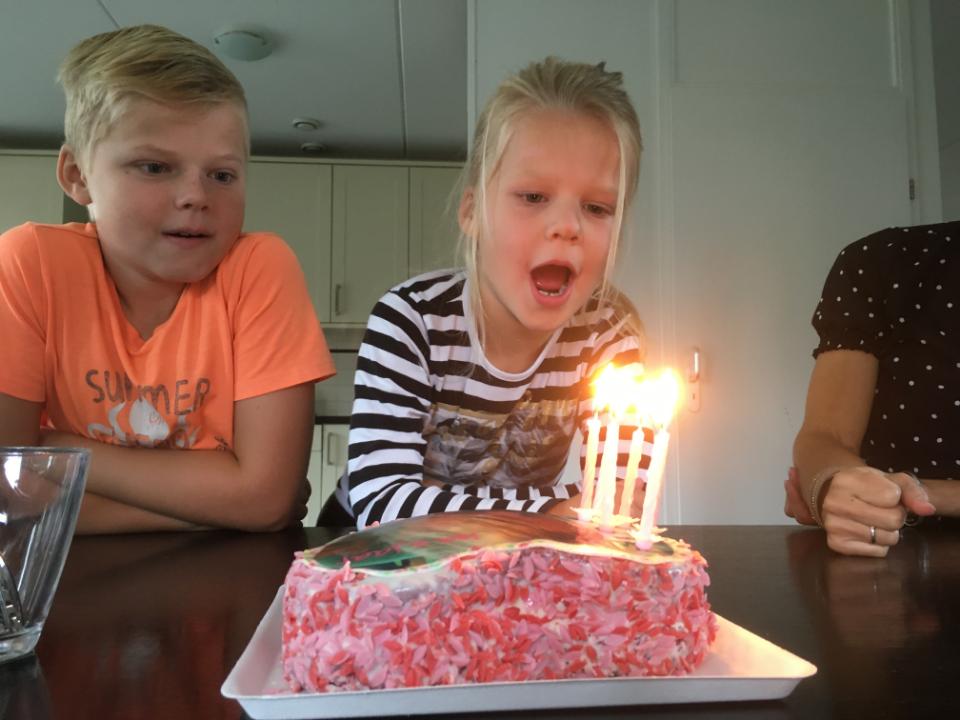 8205D30E-E347-4B4F-8EFA-D7957EE554DC