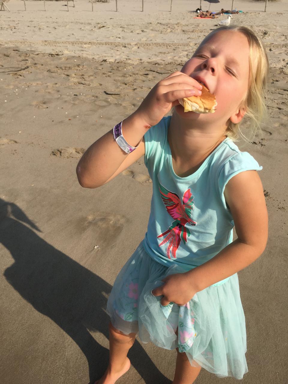 08F8EC17-22B8-4C1F-A5D5-6EB2B3A0CE3D