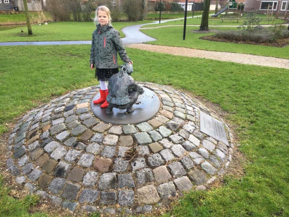 7E50FD9B-B749-4909-B8E1-611AAAF1FBD3