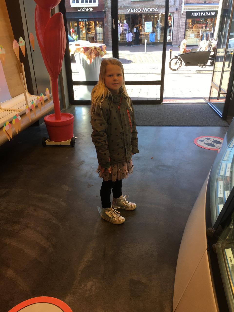 551F7840-DE21-4F68-BF45-9415F1022CC5