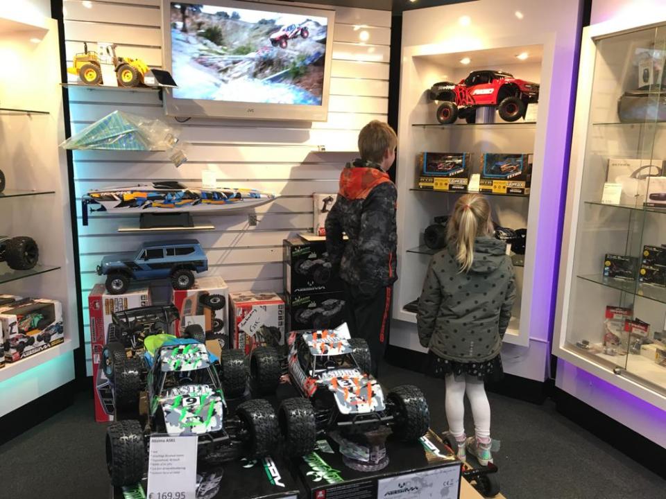 6AF1B5C8-4704-450F-BD41-2E032FEBFFA4