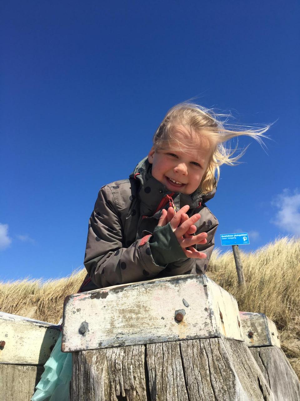 C9857A32-BADC-4847-A7EF-71229F2256A1