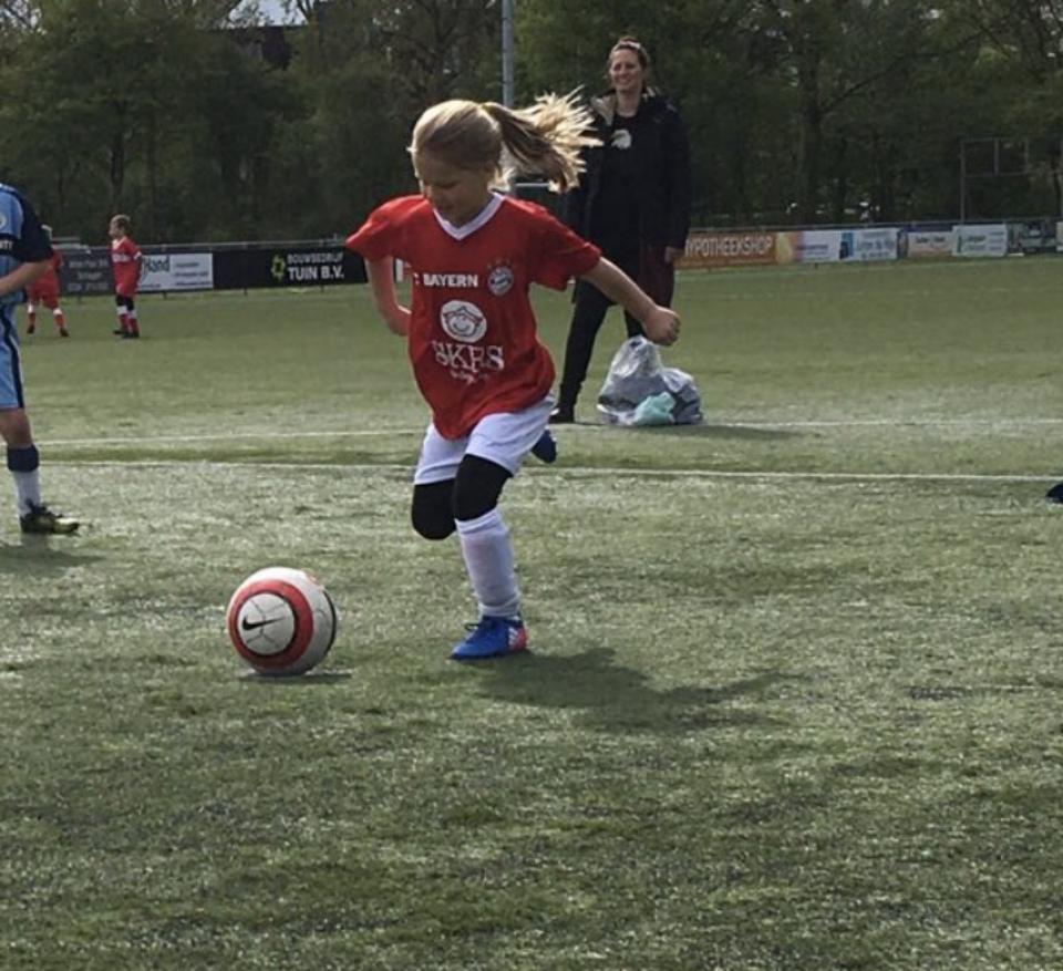 3D9811D6-650C-4625-9A8C-3ABC8856D1C4