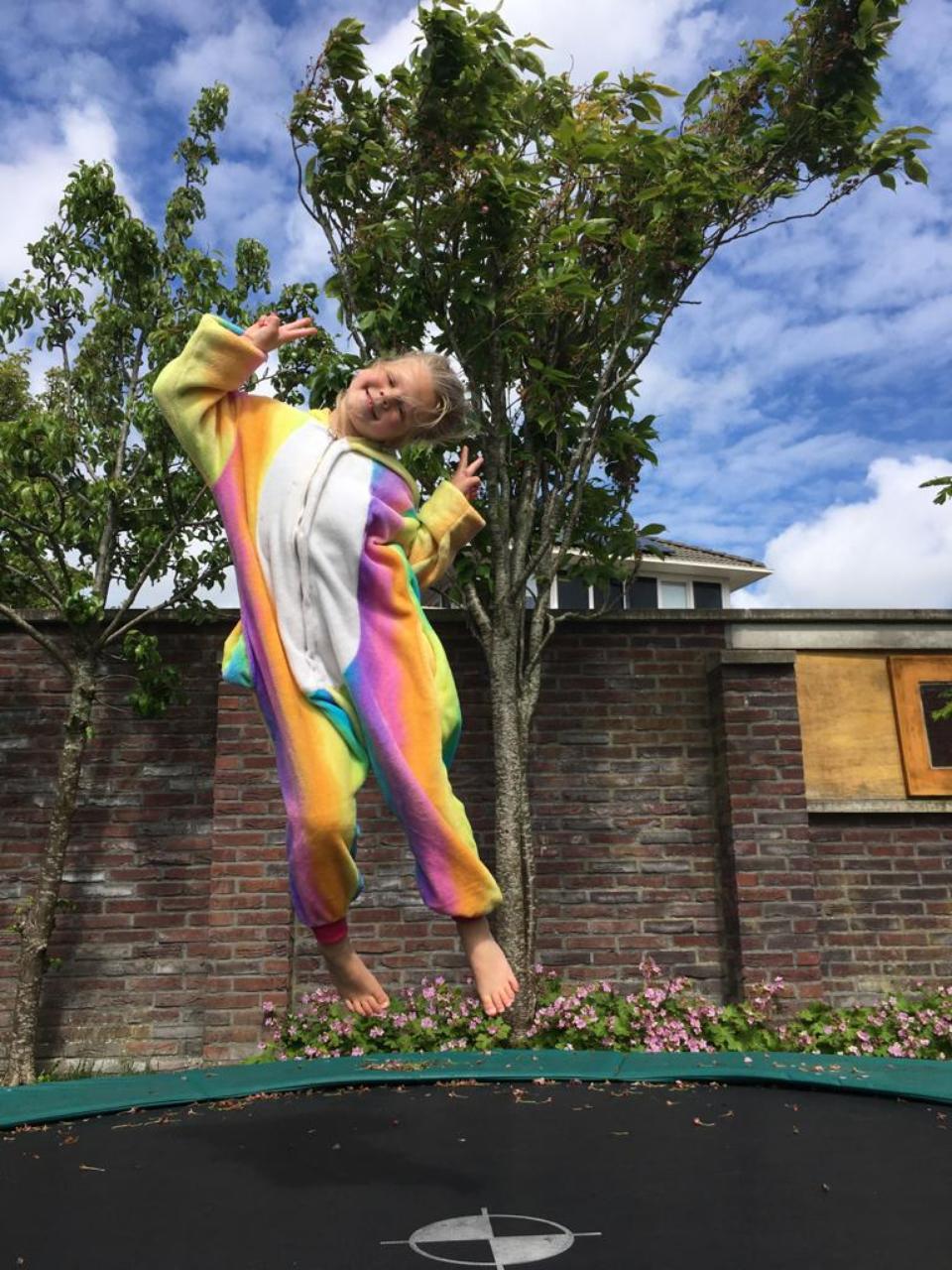 38566D44-E6A5-4DF8-BF56-EC3D33A8CA7E