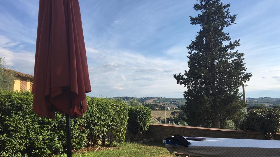 9AE364F8-4502-4EE3-9BD5-C6D695DF09C8