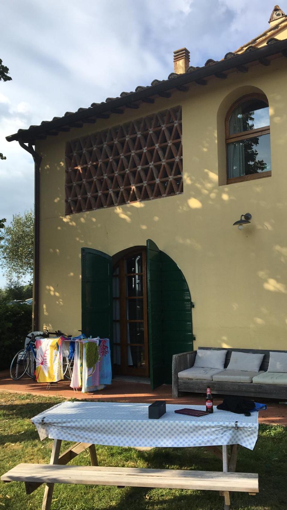 C5CAED9D-6B5E-42C3-937A-9781EB6829A1