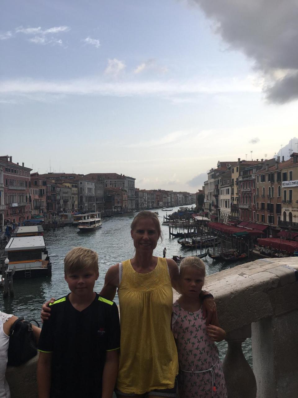 A1D32D15-7935-471D-9D96-FB45C32A98A8