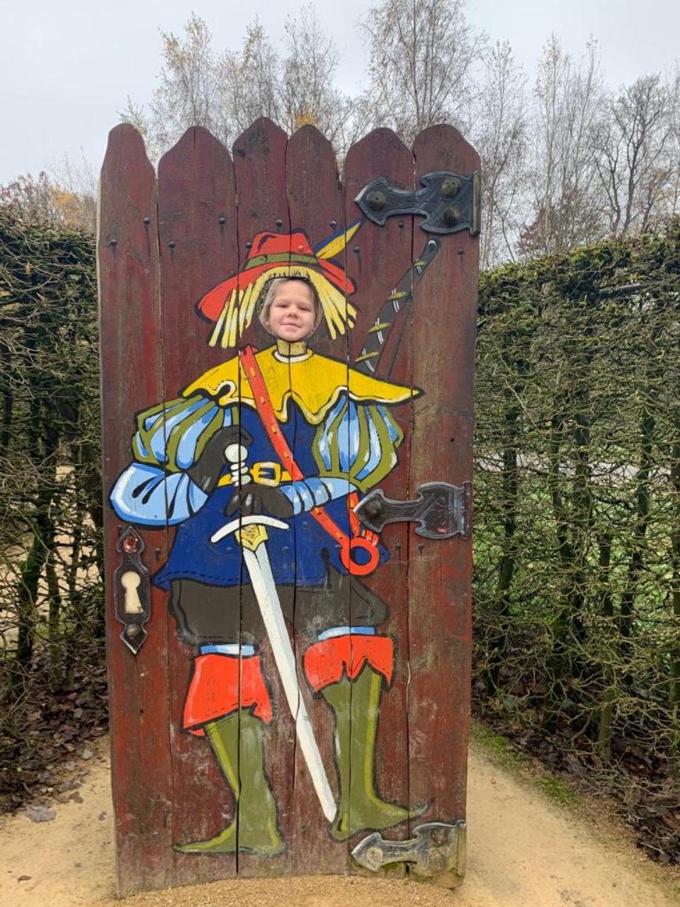 00BE05BB-97E2-4BA0-BF89-3D5D33F8D8D9