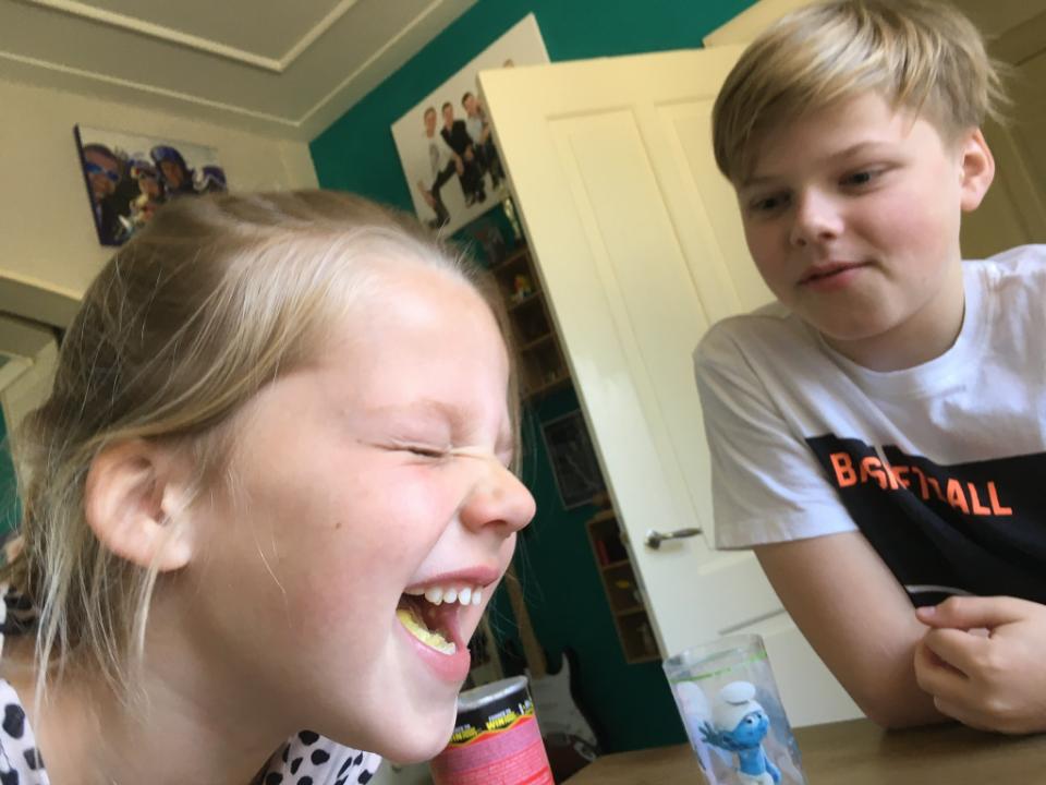 12CBDC2C-2D0C-4AFB-BCC1-7F98E6A571AB