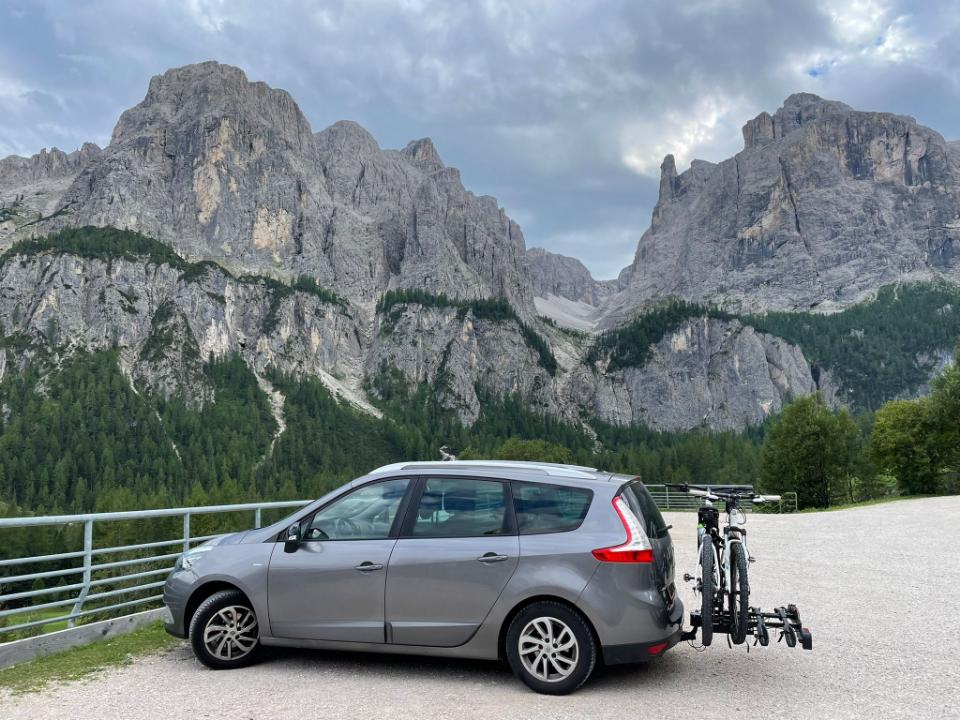 999B914F-2891-4B59-A099-176A0311AE29