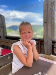 E99CB84C-F3E3-40CD-8407-29EC59E7765E