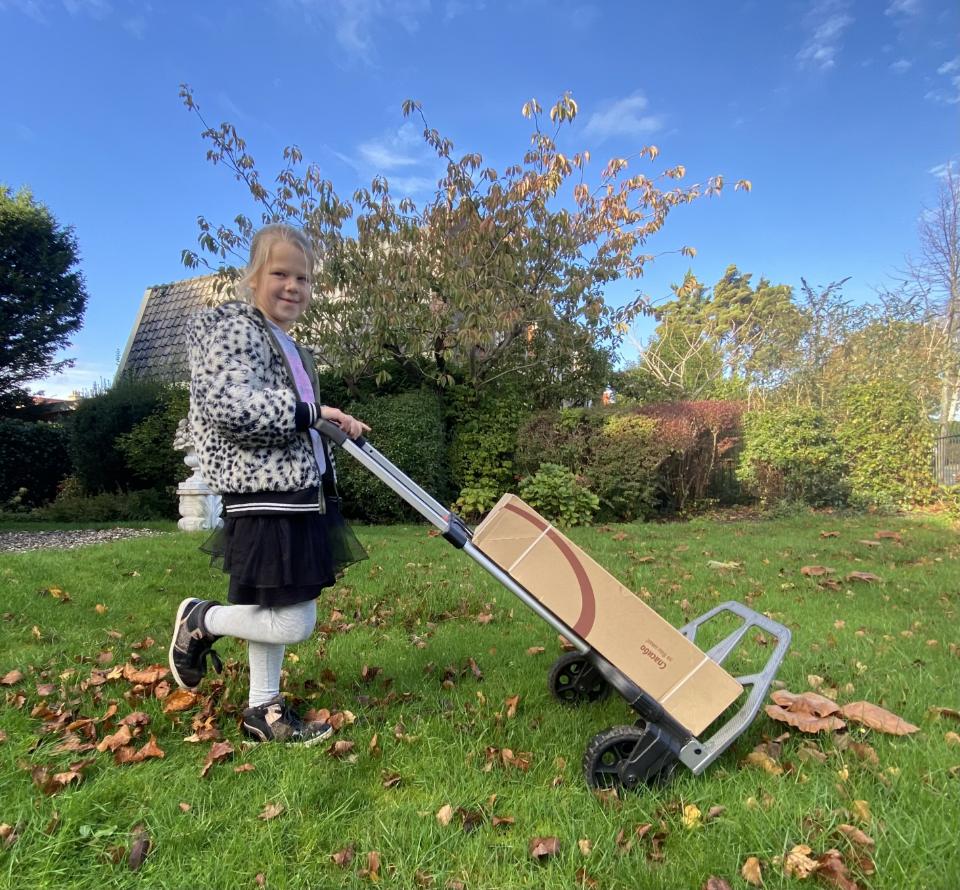 A5DD73BD-03CF-4E3B-99FA-4938D5F50571