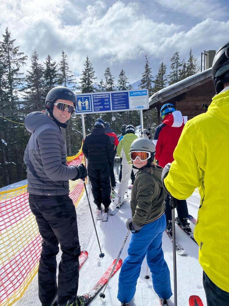 CD1DF2F8-26A6-44E8-9618-26D7D574C333