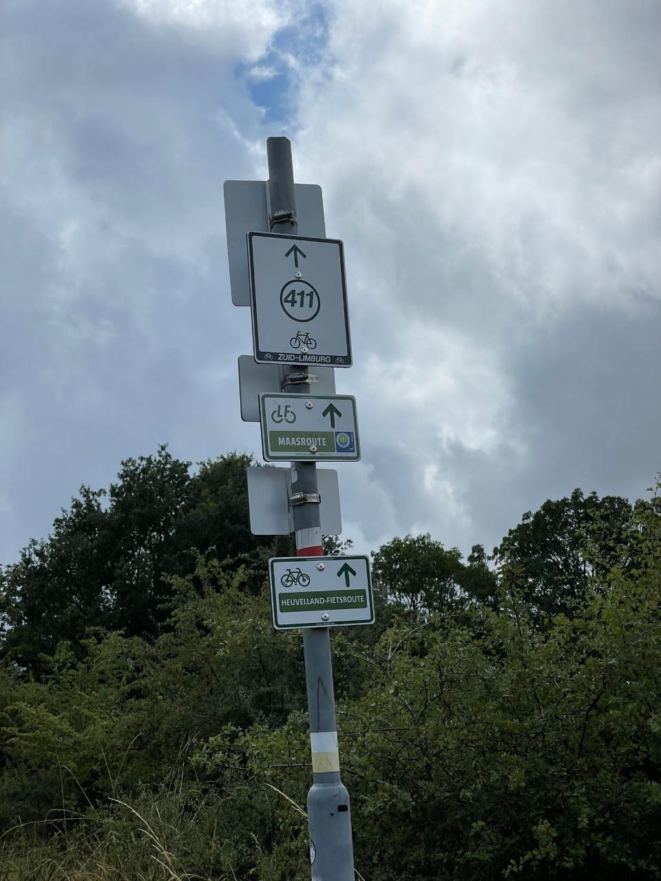 aaa42bb4-d519-4d75-8a2e-8144d1ca2f31